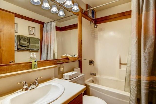 Ski-Inandski-Out Northstar Condo Near Lake Tahoe! ทรักกี ภายนอก รูปภาพ